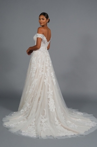 Bruidsjurk off-shoulder halslijn